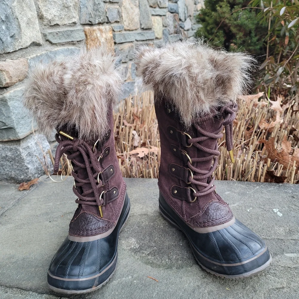 Sorel Joan of Arctic snow winter boots